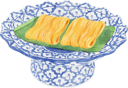 Golden egg yolk Threads (Foi Thong) on tray
